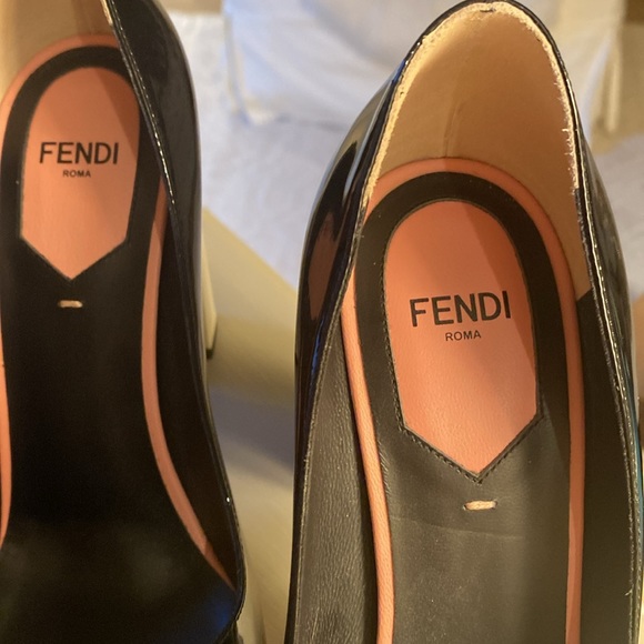 Fendi Shoes - Picture 12 of 17
